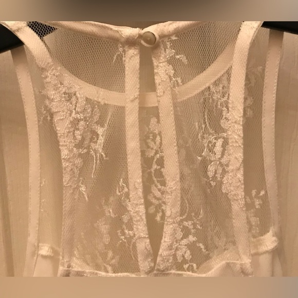 Abercrombie & Fit h Lacey Tank - Picture 6 of 6